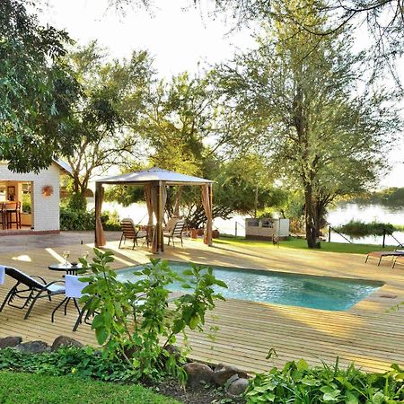 River View Lodge カサネ エクステリア 写真